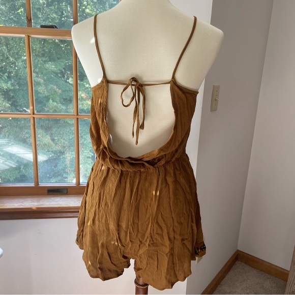 ASTR The Label Camila Romper - Picture 3 of 5